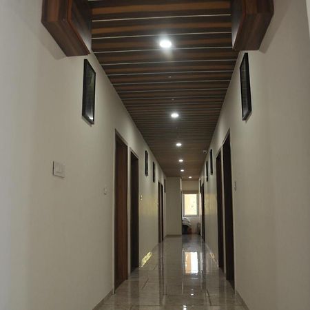 Hotel The Grand Shiva Gondal Exterior photo