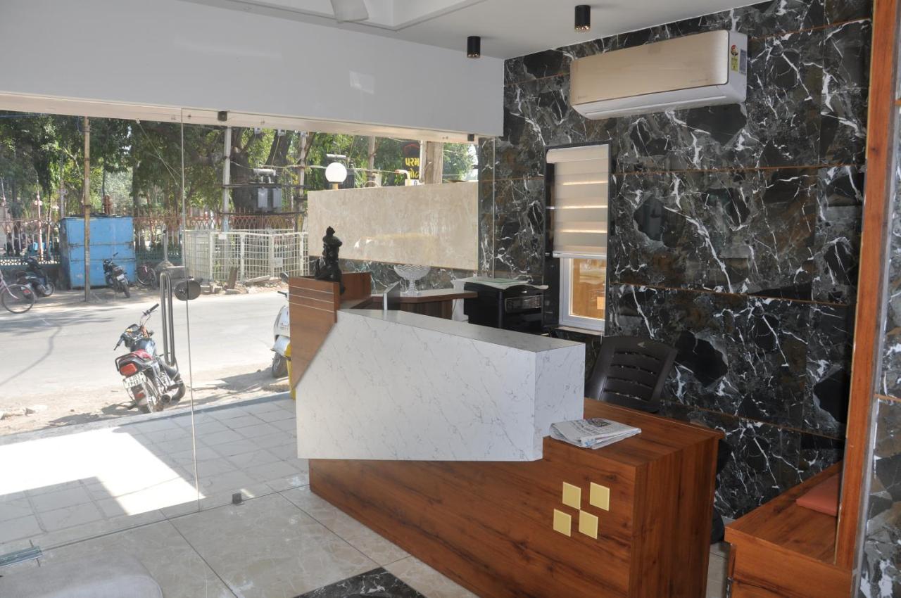 Hotel The Grand Shiva Gondal Exterior photo
